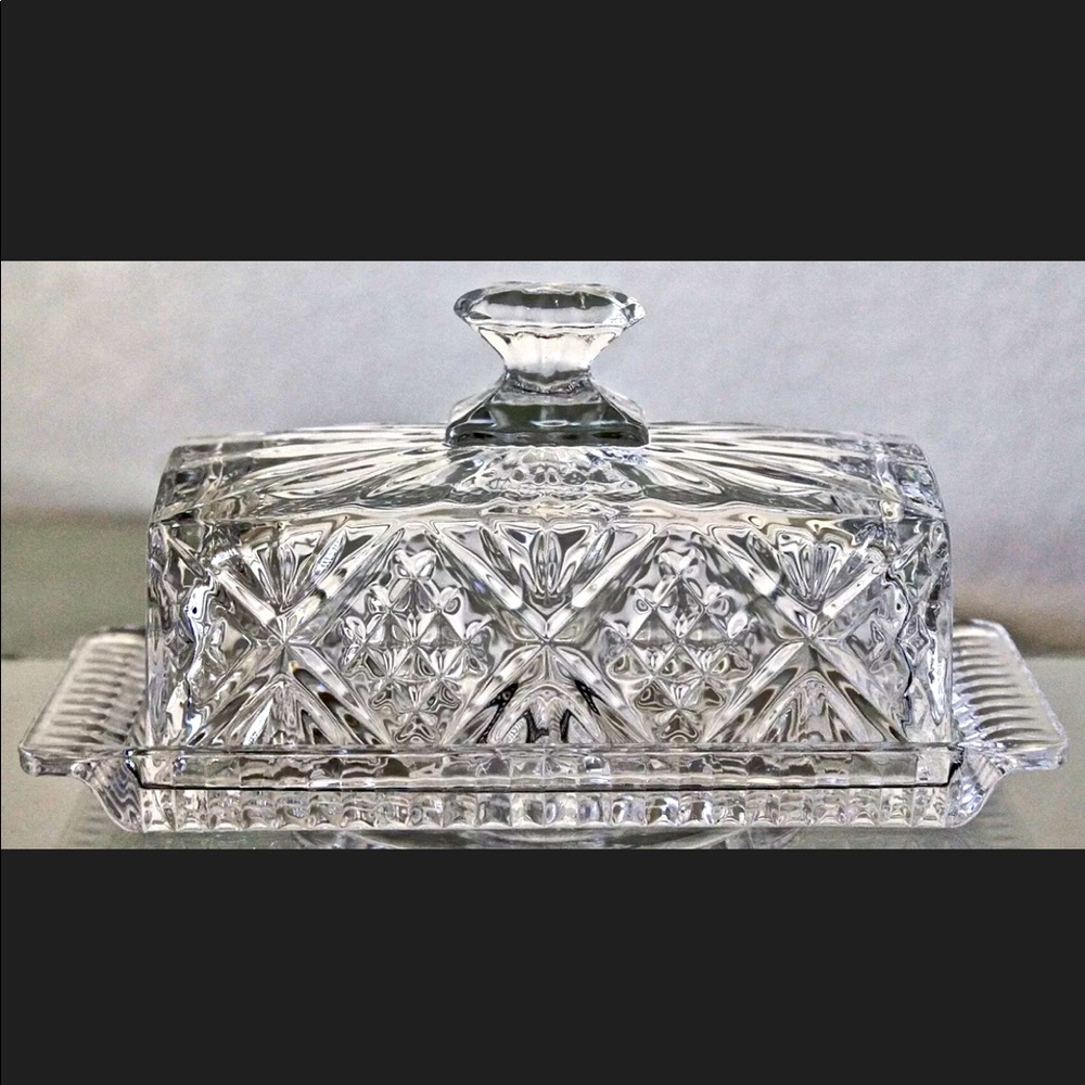 GODINGER DUBLIN CRYSTAL COVERED BUTTER DISH NEW BOX
